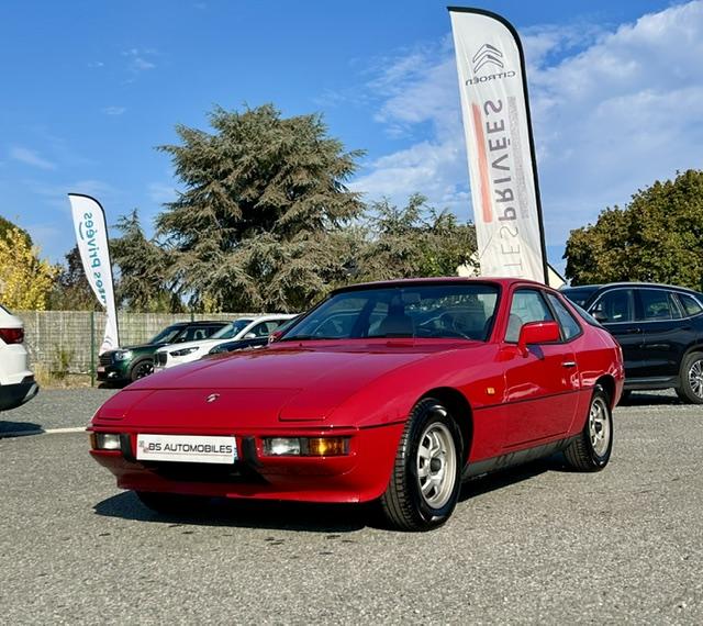 PORSCHE 924